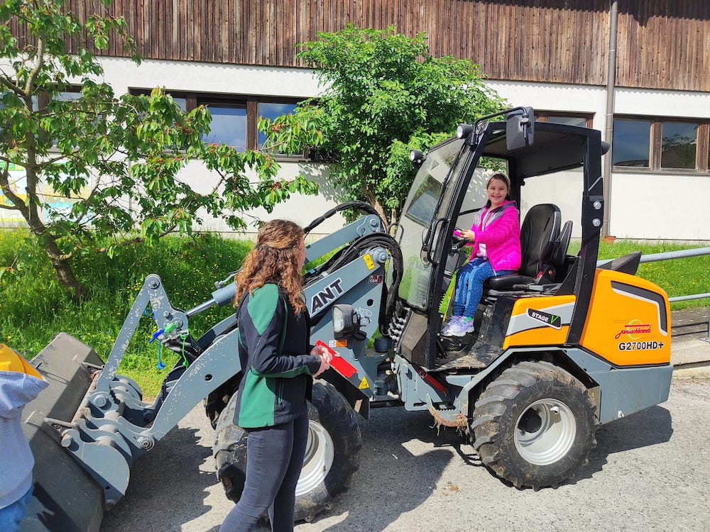 PHOTO 2025 05 20 14 22 07 7